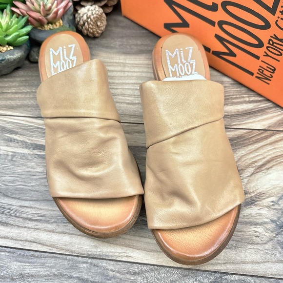 NIB Miz Mooz Callan 40 9-9.5 Ruched Leather Chunky Heeled Slide Sandals Tan - Picture 2 of 11
